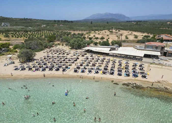 Fully Equipped Beach House At Pachia Ammos Plytra